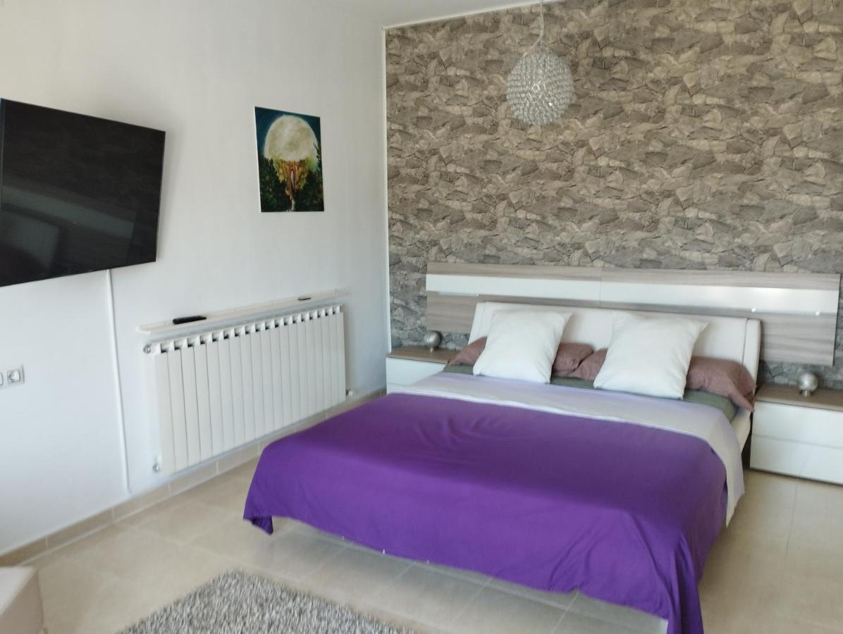 Atico Rilque, Apartamentos Independientes Con Jacuzzi Privado Y Terraza En Ronda Exterior photo