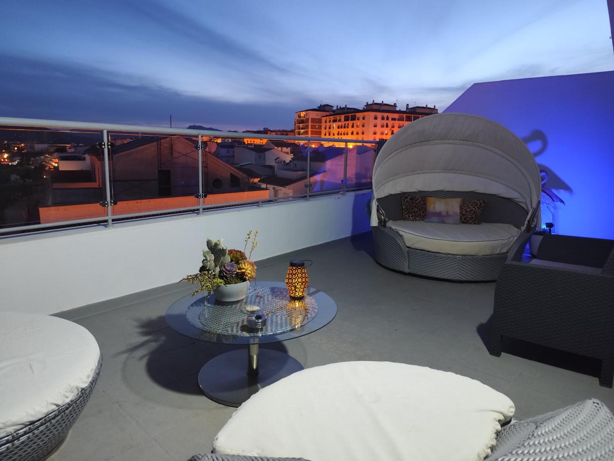 Atico Rilque, Apartamentos Independientes Con Jacuzzi Privado Y Terraza En Ronda Exterior photo